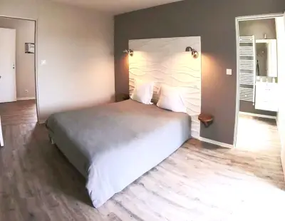 Chambre Vague — Gîte 12 personnes